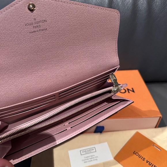 Louis Vuitton Sarah Wallet - Picture 4 of 7